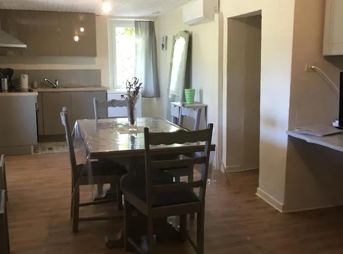 Des Papillons Hébergement de vacances